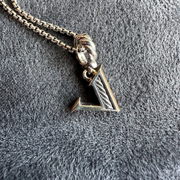 David Yurman Pavé Initial V Charm Necklace in Sterling Silver w/ White Diamonds - Picture 7 of 14